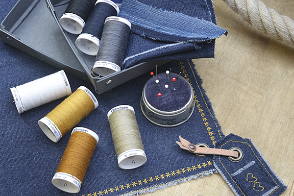 10 Spools Jeans Thread Set Polyester Strong Thick Sewing Thread for Denim Leather Quilt Blanket Cushion Curtain Handwork, Size: 50 Meters, Black
